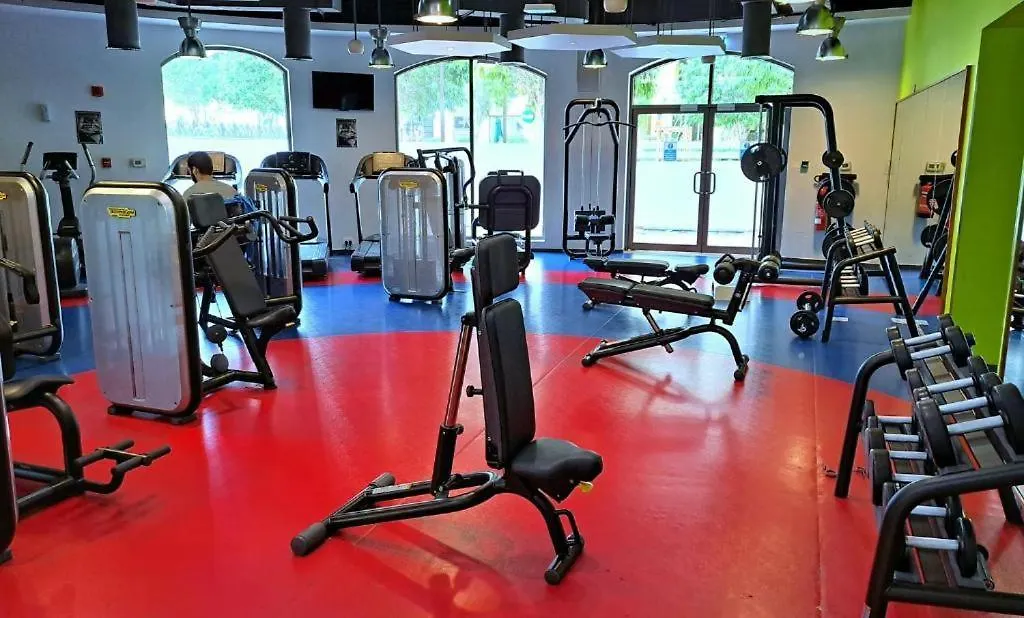 The Journey Hostel - Infront Of Tram-Metro, Access To Beach, Pool & Gym - Enjoy Our Seaview - Coworking Space - Resident Housekeeping - Inhouse Food Menu - All At Jumierah Beach Residence, Dubai Marina 아랍에미리트