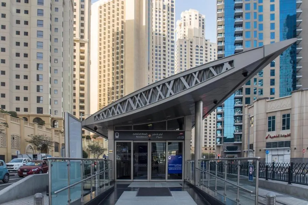 The Journey Hostel - Infront Of Tram-Metro, Access To Beach, Pool & Gym - Enjoy Our Seaview - Coworking Space - Resident Housekeeping - Inhouse Food Menu - All At Jumierah Beach Residence, Dubai Marina